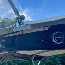 Sun Tracker SportFish 22 XP3