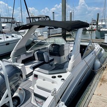 Chaparral 230 SunCoast