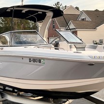 Chaparral 230 SunCoast