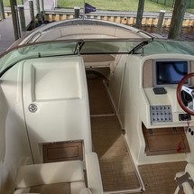 Chris-Craft Calypso 26