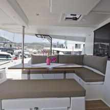 Fountaine Pajot Saona 47