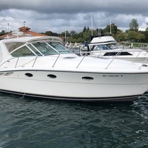 Tiara 3500 open hardtop