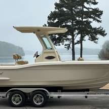 Scout Boats 225 XSF