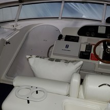 Cruisers Yachts 447 Sport Sedan