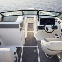 Sea ray 230 signature bowrider