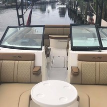 Sea Ray 270 SUNDECK