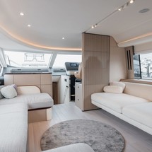 Azimut 68 Plus