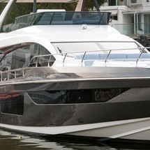 Azimut 68 Plus