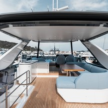 Azimut 68 Plus