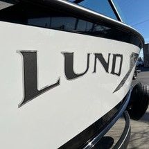 Lund Boats 1875 Crossover XS