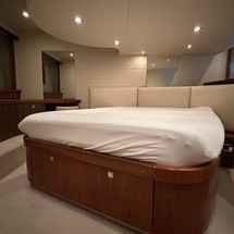 Sunseeker Manhattan 52