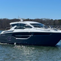 Cruisers Yachts 42 Cantius