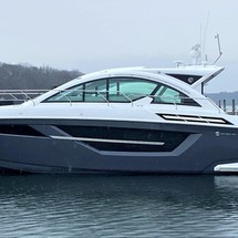 Cruisers Yachts 50 Cantius