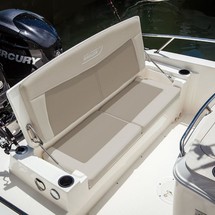 Boston Whaler 270 Dauntless