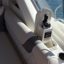 Riviera 6000 Sport Yacht