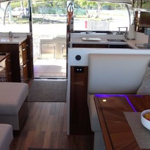 Riviera 6000 Sport Yacht