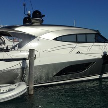 Riviera 6000 Sport Yacht