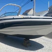 Crownline E 275