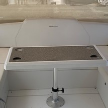 Cruisers Yachts 48 Cantius