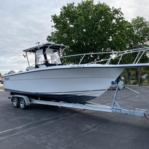 Angler Pro Boats 2900 center console