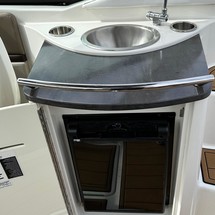 Sea Ray 270 SLX