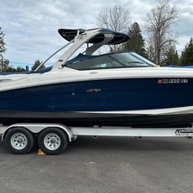 Sea Ray 270 SLX