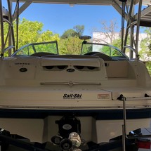 Sea Ray 200 Sundeck