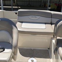 Sea Ray 200 Sundeck