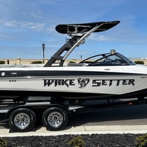 Malibu Wakesetter 23 LSV