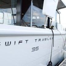 Beneteau Swift Trawler 35