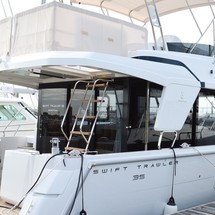 Beneteau Swift Trawler 35