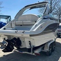 Crownline 270 CR