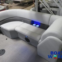 Premier Pontoons Navigator 220