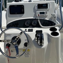 Boston Whaler 190 Outrage