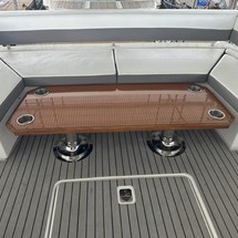 Cruisers Yachts 60 Cantius