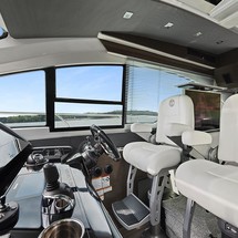 Cruisers Yachts 60 Cantius