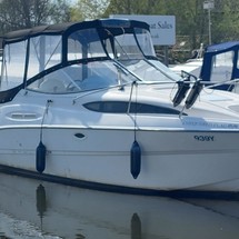 Bayliner 245