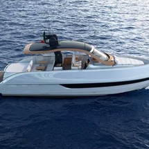 Invictus 280 TT