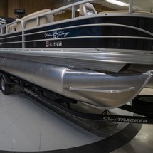 Sun Tracker Fishin Barge 24 DLX