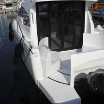 Rodman Spirit 31 Hardtop Outboard