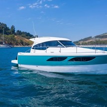 Rodman Spirit 31 Hardtop Outboard