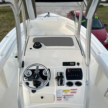 Mako 214 CC