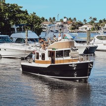 Ranger Tugs R-31 CB