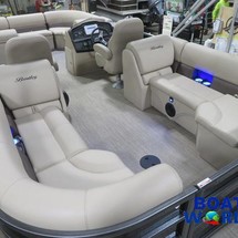 Premier Pontoons Navigator 220