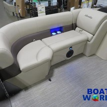 Premier Pontoons Navigator 220