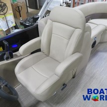 Premier Pontoons Navigator 220