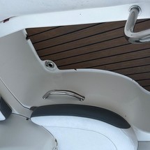 Zodiac Yachtline 380