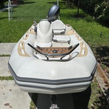 Zodiac Yachtline 380