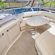 Sea ray 480 sedan bridge