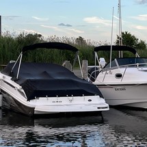 Sea Ray 240 Sundeck